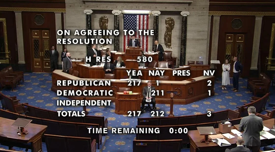 Meilenstein! Die Vereinigten Staaten haben drei Kryptowährungsgesetze verabschiedet: GENIUS Stable Currency, Clarity Regulation und Anti-CBDC-Gesetz, die Trump zur Unterzeichnung geschickt wurden